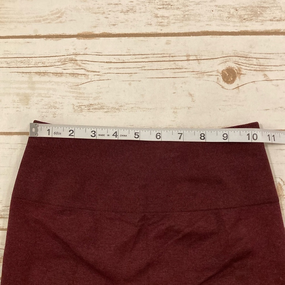 AUROLA Maroon Amplify High Waiated Leggings - Picture 3 of 13